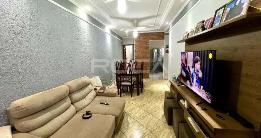 Casa à venda com 3 quartos no bairro Jardim Orestes Lopes de Camargo, em Ribeirão Preto.