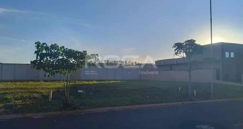Terreno à venda com 254m² no condomínio Portal da Mata, em Ribeirão Preto.