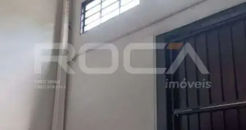 Galpão em ótima localização, parte térrea com 100m² e Mezanino com 50m², 02