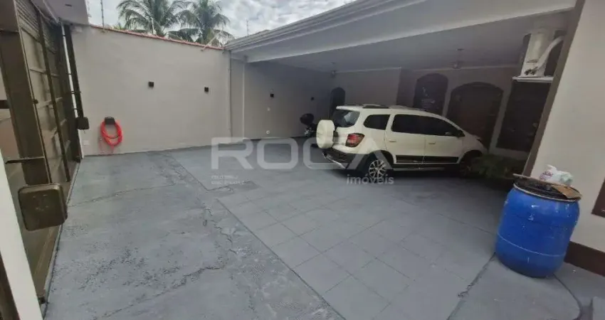 Casa à venda com 3 quartos, sendo 2 suítes, no bairro Cidade Universitária, em Ribeirão Preto.