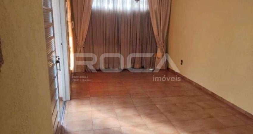 Casa Sobrado para locação com 3 quartos no bairro Vila Tibério, em Ribeirão Preto.