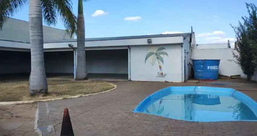 Casa comercial à venda no Parque Novo Mundo, Americana 