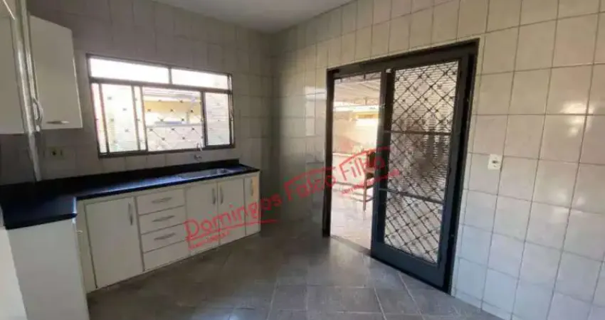 Casa com 3 quartos para alugar na Vila Santa Catarina, Americana 