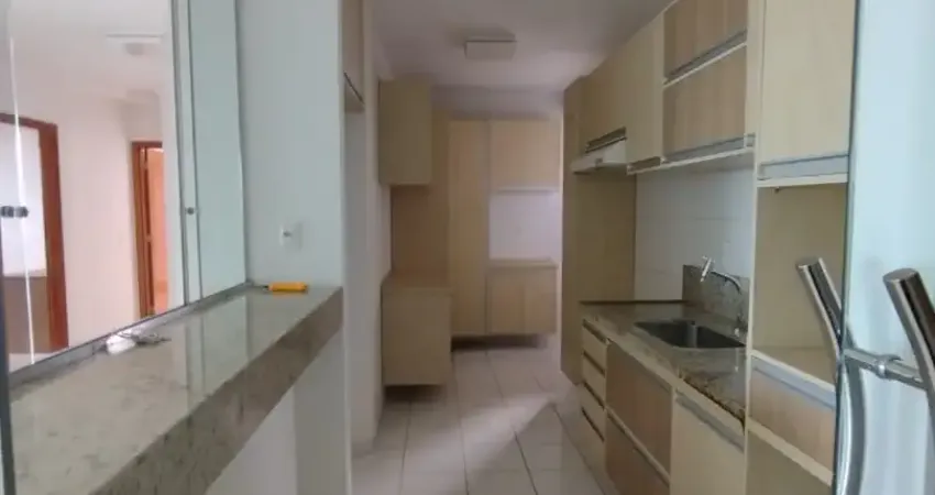 Alugo Apartamento no Bairro Parque 10 - Garden Club Av Maneca Marques