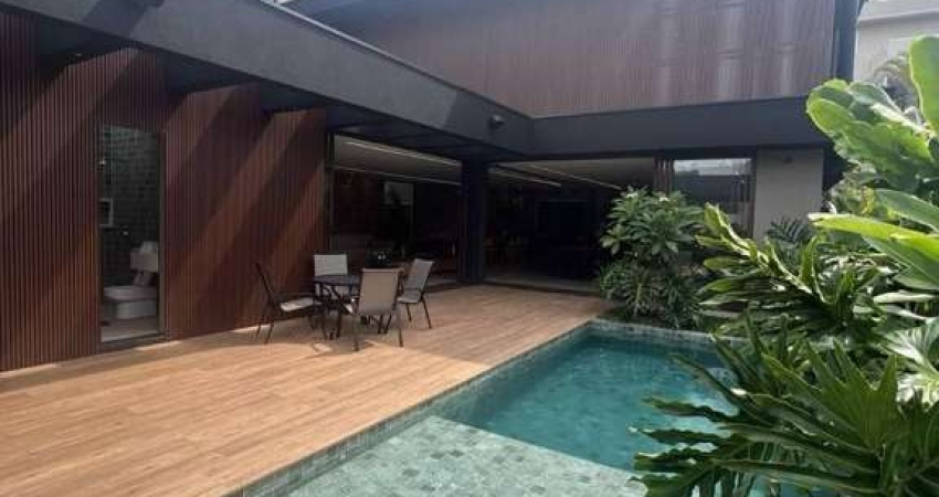 Casa em condomínio fechado com 4 quartos à venda na Rua Toulon, 54, Tamboré, Santana de Parnaíba