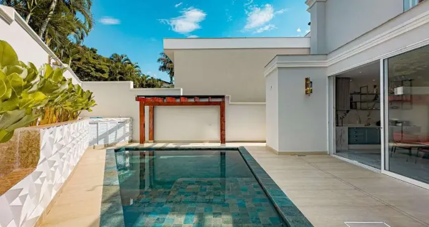 Casa em condomínio fechado com 4 quartos à venda na Alameda Bertioga, 550, Alphaville, Santana de Parnaíba