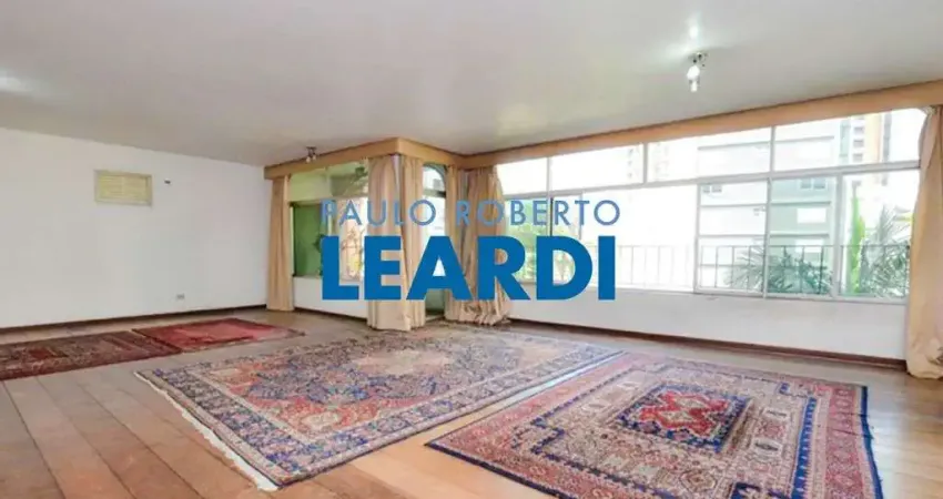 Apartamento à venda na Rua Rio de Janeiro, 347, Higienópolis, São Paulo