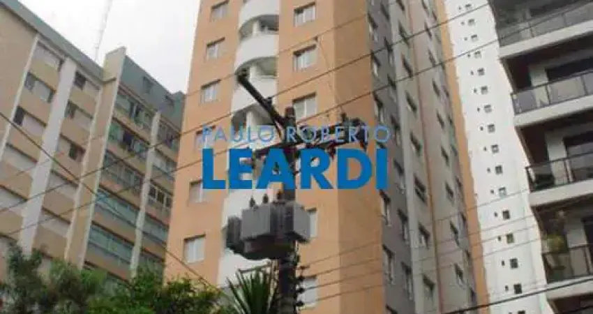 Apartamento à venda na Rua Loureiro da Cruz, 354, Aclimação, São Paulo