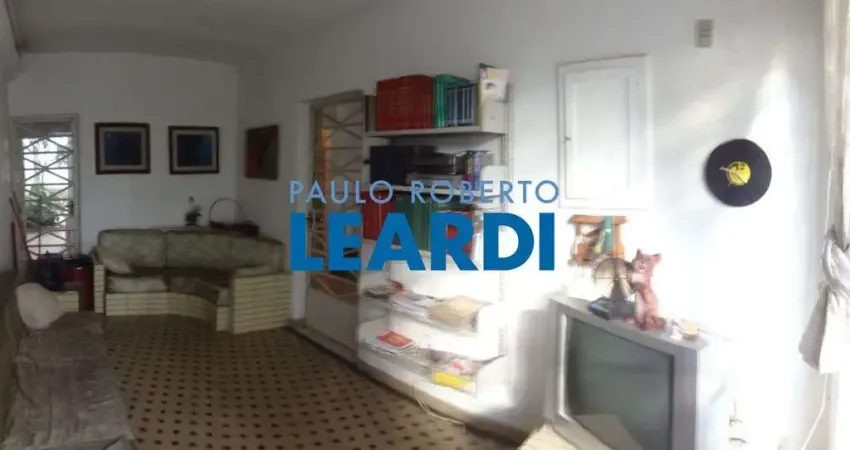 Casa à venda na Rua Wanderley, 642, Perdizes, São Paulo