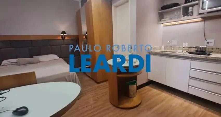 Apartamento à venda na Avenida Rouxinol, 57, Moema, São Paulo