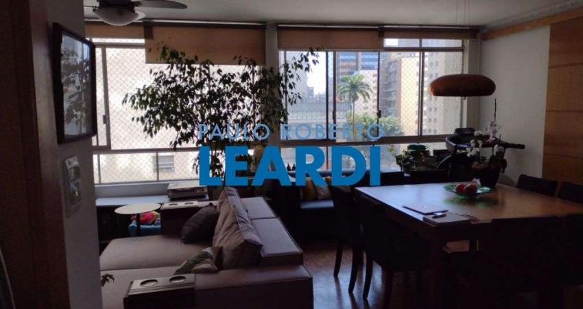 Apartamento à venda na Avenida Angélica, 546, Higienópolis, São Paulo