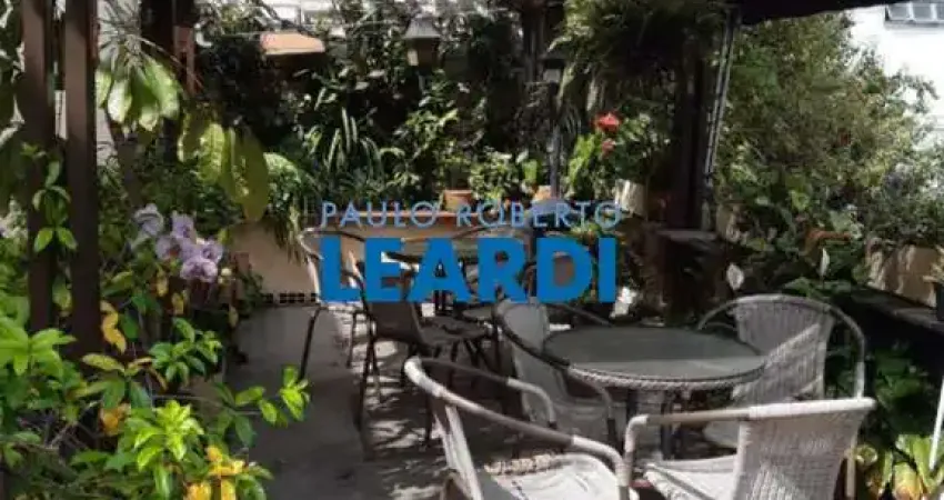 Casa à venda na Rua Professor Pedro da Cunha, 48, Perdizes, São Paulo