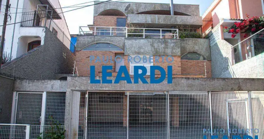 Casa à venda na Rua Anadia, 277, Aclimação, São Paulo
