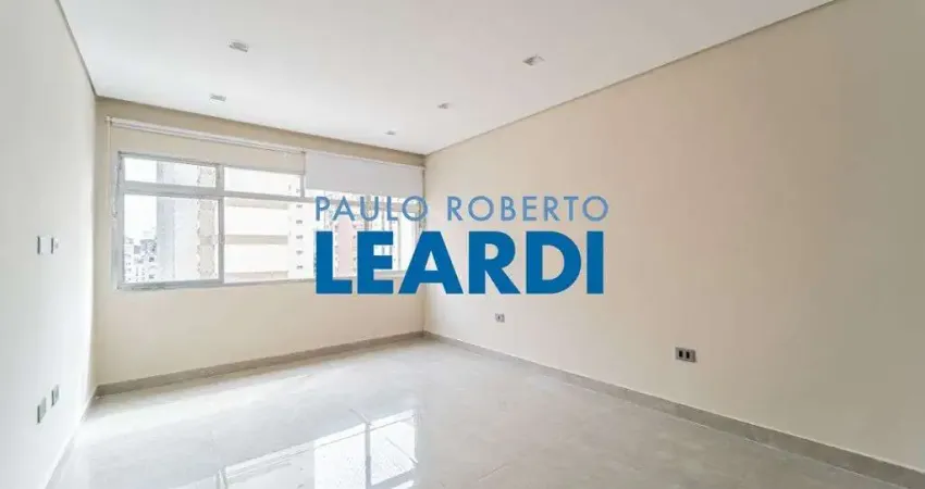 Apartamento à venda na Rua Teodoro Sampaio, 1812, Pinheiros, São Paulo
