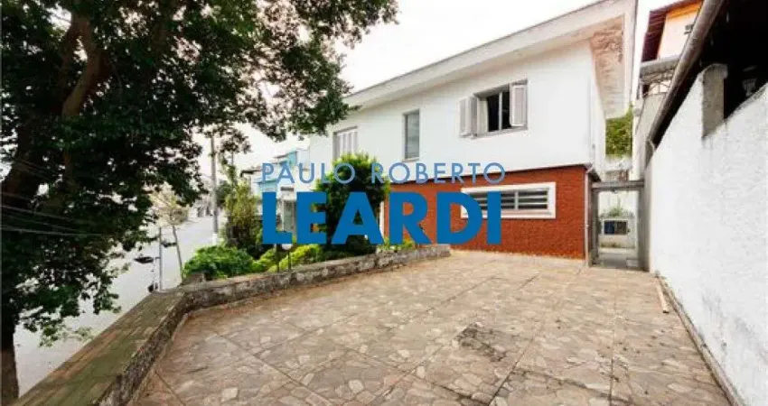 Casa à venda na Rua Cônsul Silva Neves, 169, Jardim Aeroporto, São Paulo