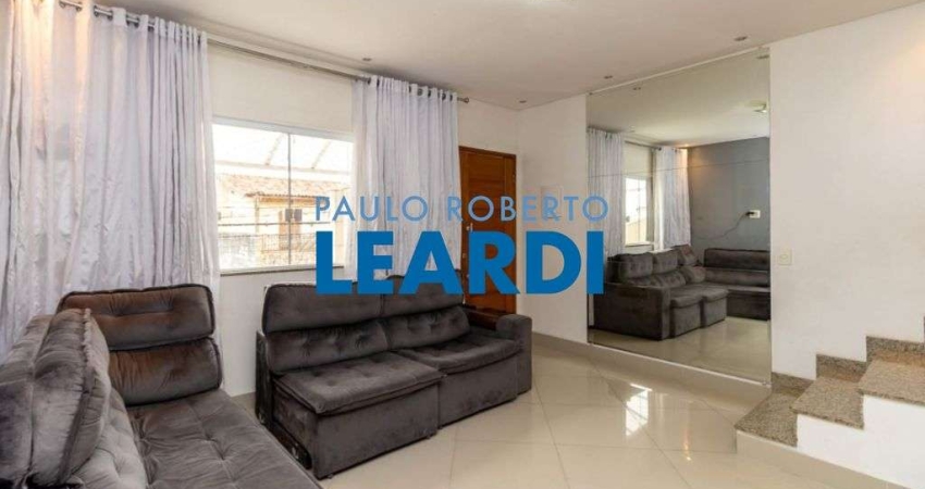 Casa à venda na Rua Manoel Martins da Rocha, 580, Jardim Mangalot, São Paulo