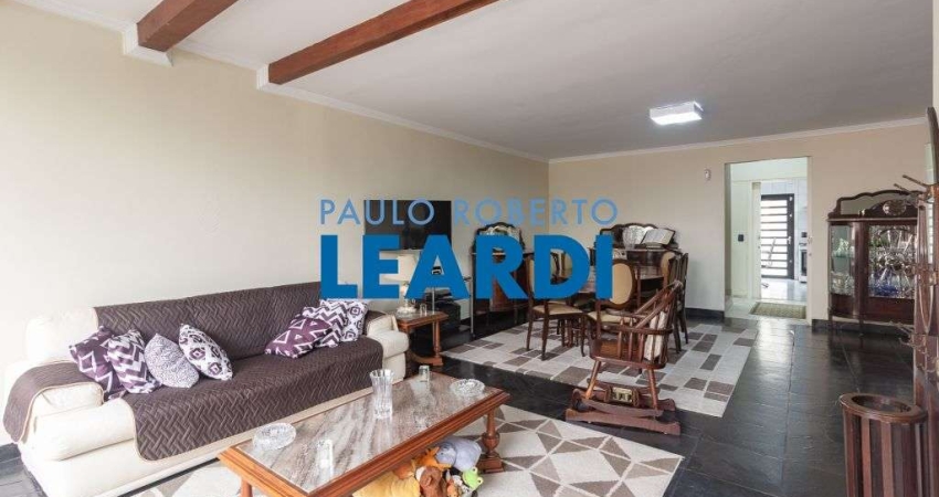 Casa à venda na Rua Ilsogno Di Anarello, 45, Vila Mariana, São Paulo