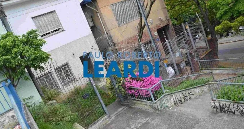 Casa à venda na Praça Maria Thereza Martins Chaibub, 16, Paraíso, São Paulo
