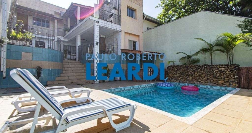 Casa à venda na Rua Cláudio Rossi, 589, Jardim da Glória, São Paulo