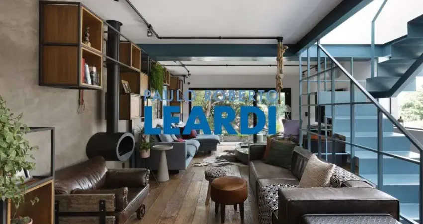 Casa à venda na Rua Epeira, 58, Vila Madalena, São Paulo