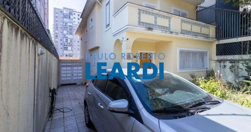 Casa à venda na Rua Bitencourt Sampaio, 93, Vila Mariana, São Paulo