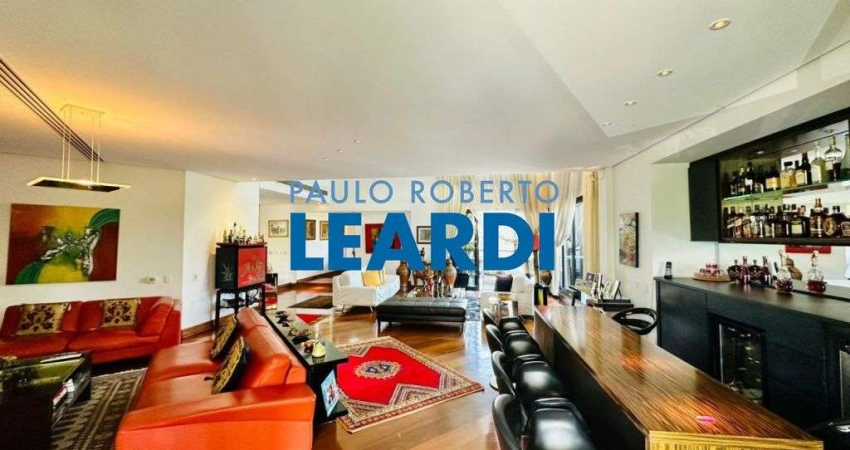 Apartamento à venda na Rua Haddock Lobo, 1735, Cerqueira César, São Paulo