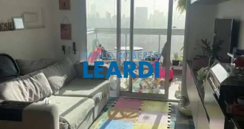 Apartamento à venda na Rua Manuel de Morais, 214, Vila Mariana, São Paulo