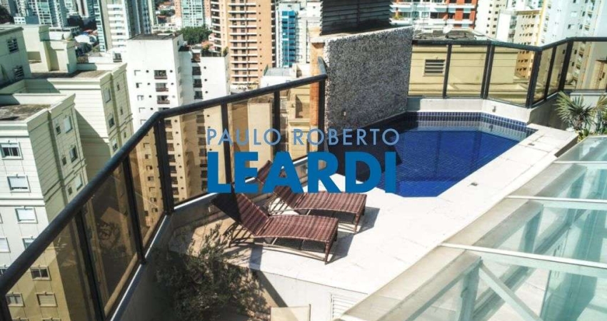 Cobertura à venda na Rua Aimberê, 405, Perdizes, São Paulo