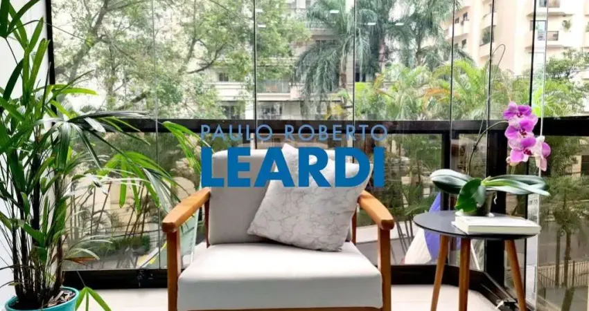 Apartamento à venda na Alameda Ministro Rocha Azevedo, 523, Cerqueira César, São Paulo