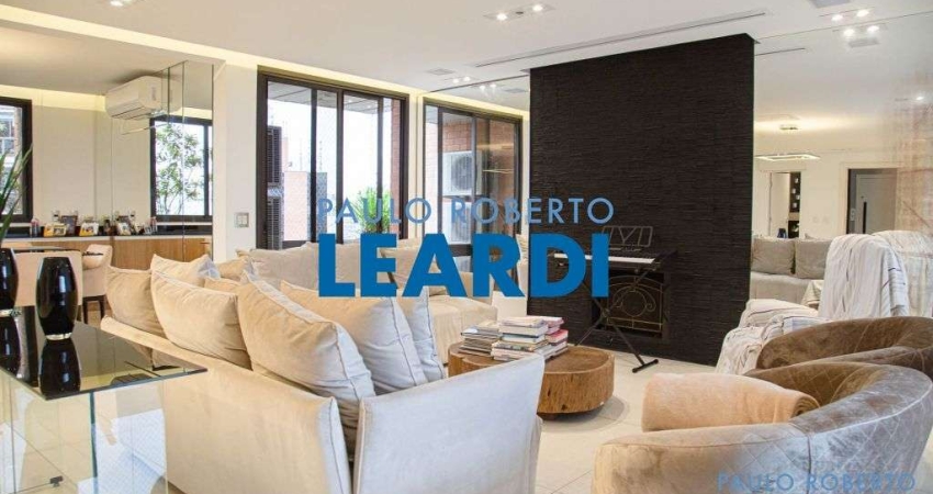 Apartamento à venda na Rua Bahia, 720, Higienópolis, São Paulo