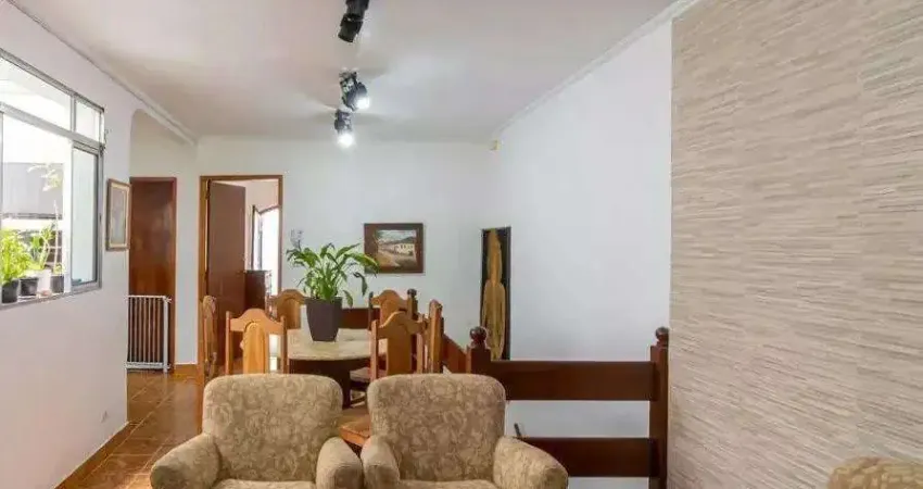 Casa com 3 quartos à venda na Rua Paulo Orozimbo, 1199, Cambuci, São Paulo