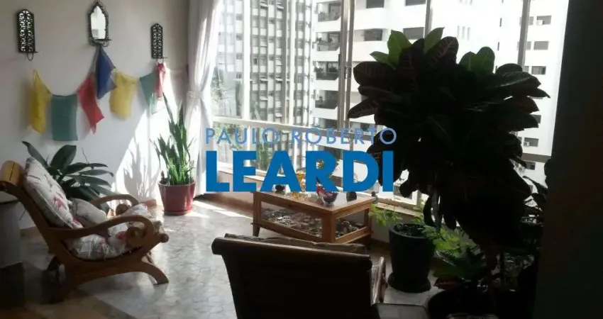 Apartamento à venda na Rua Doutor Albuquerque Lins, 849, Higienópolis, São Paulo