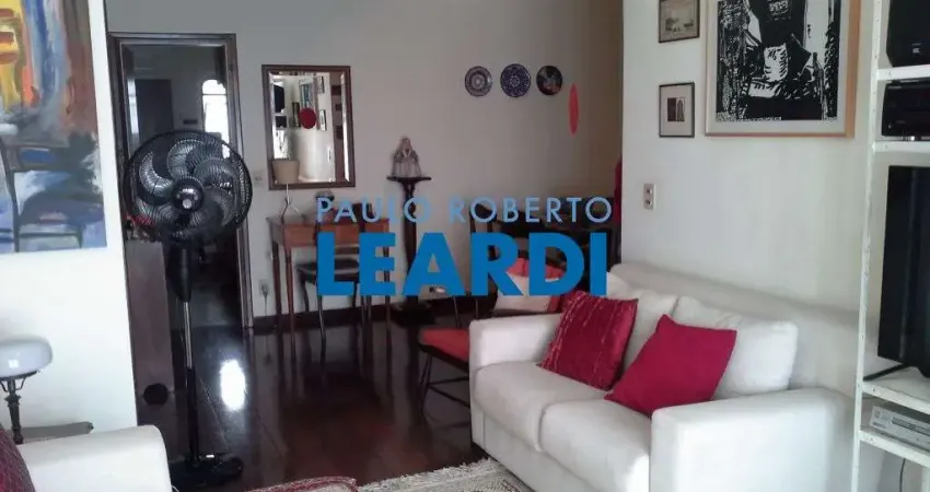 Apartamento à venda na Rua Rodesia, 161, Vila Madalena, São Paulo