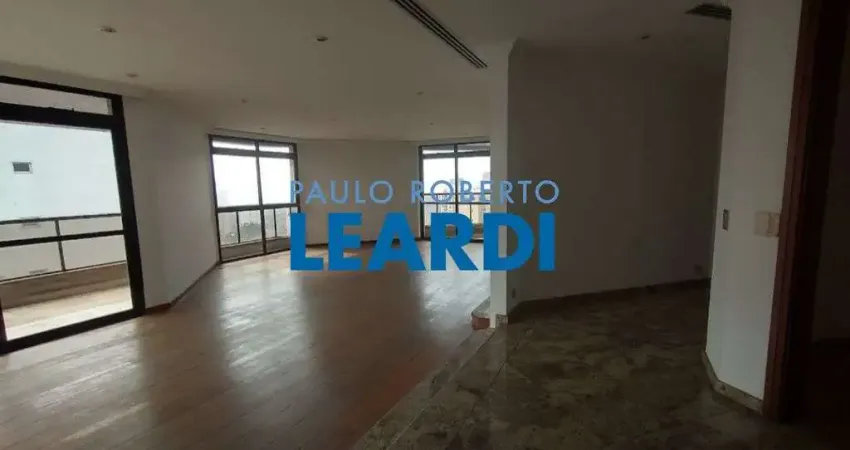 Apartamento à venda na Avenida Giovanni Gronchi, 4822, Morumbi, São Paulo