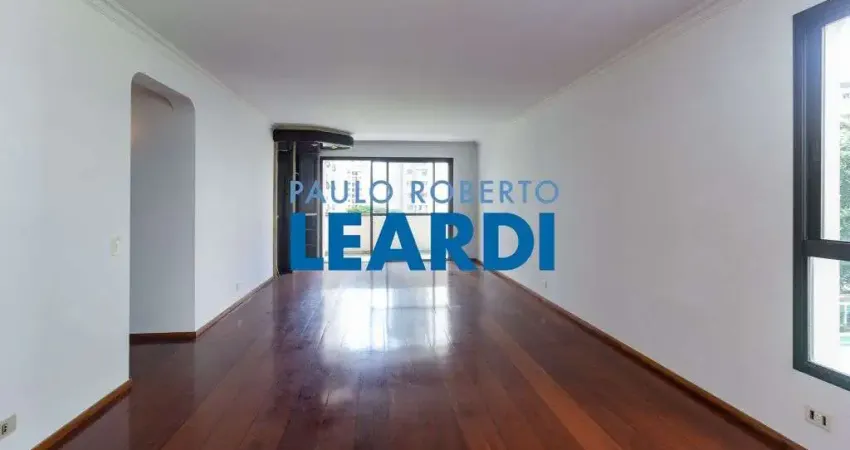 Apartamento à venda na Rua Nova York, 744, Brooklin, São Paulo