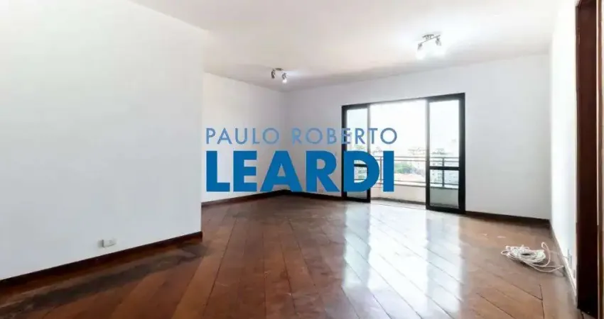 Apartamento à venda na Rua Agudos, 3, Vila Monumento, São Paulo