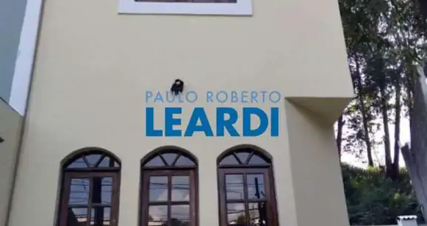 Casa à venda na Rua Estreano Augusto Escalera, 90, Jardim Raposo Tavares, São Paulo