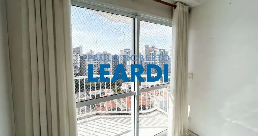 Apartamento à venda na Rua José Antônio Coelho, 45, Vila Mariana, São Paulo
