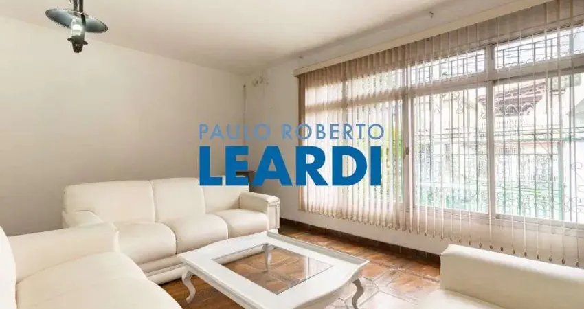 Casa à venda na Rua Padre Paulo Canelles, 255, Vila Dalva, São Paulo