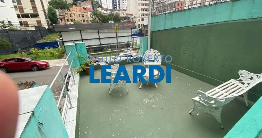 Casa à venda na Rua Almirante Marques Leão, 745, Bela Vista, São Paulo