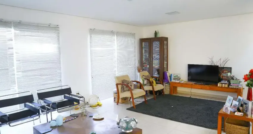 Casa com 3 quartos à venda na Rua Irmão Odilon Diniz, 175, Sumaré, São Paulo