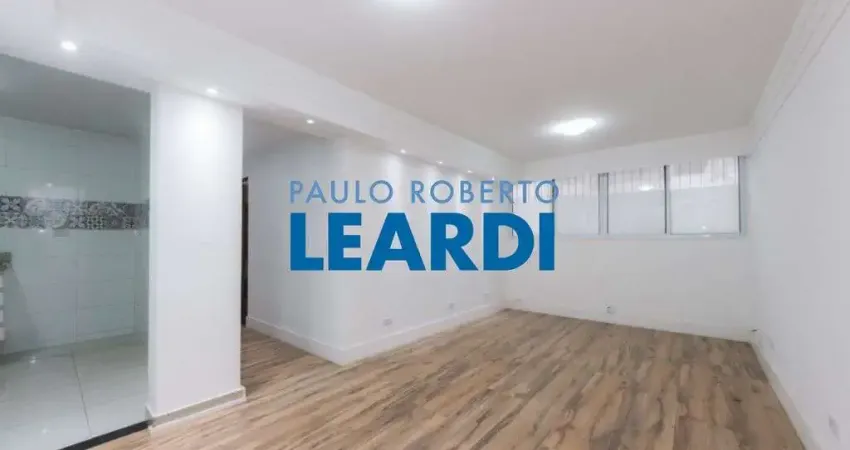 Apartamento à venda na Rua Cerro Corá, 2123, Vila Romana, São Paulo