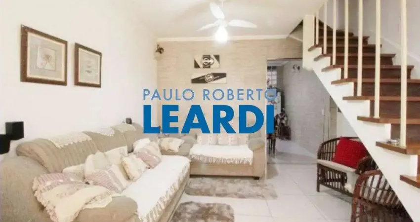 Casa à venda na RUA RELOGIO DO SOL, 99, Lapa de Baixo, São Paulo