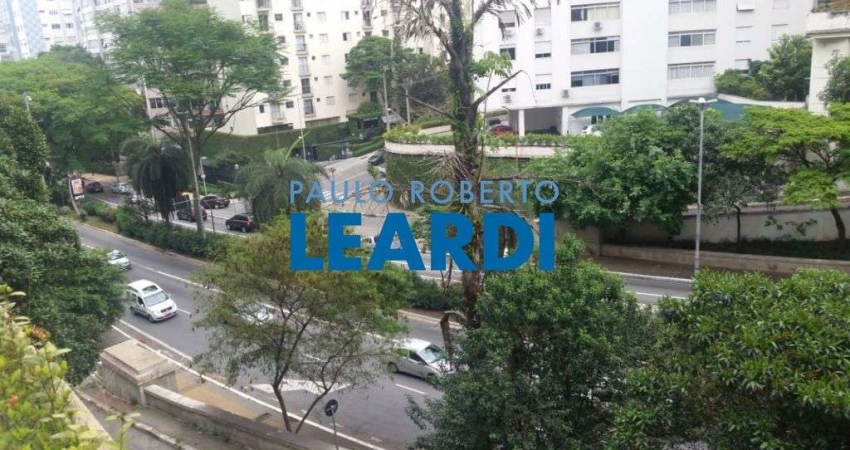 Apartamento à venda na Rua Convenção de Itu, 57, Jardim América, São Paulo