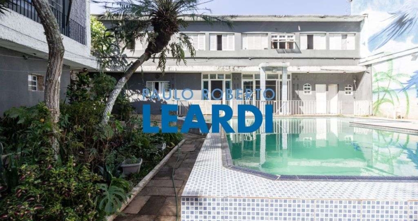 Casa à venda na Alameda Uapixana, 259, Planalto Paulista, São Paulo