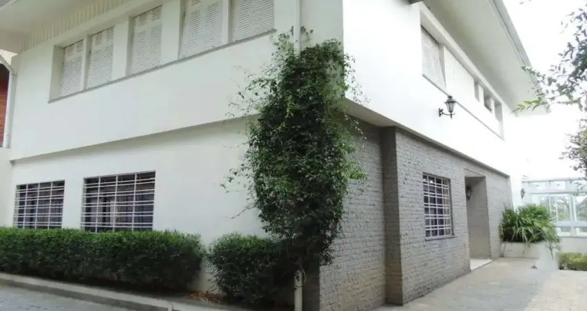 Casa com 3 quartos à venda na Rua Itaperuna, 106, Pacaembu, São Paulo