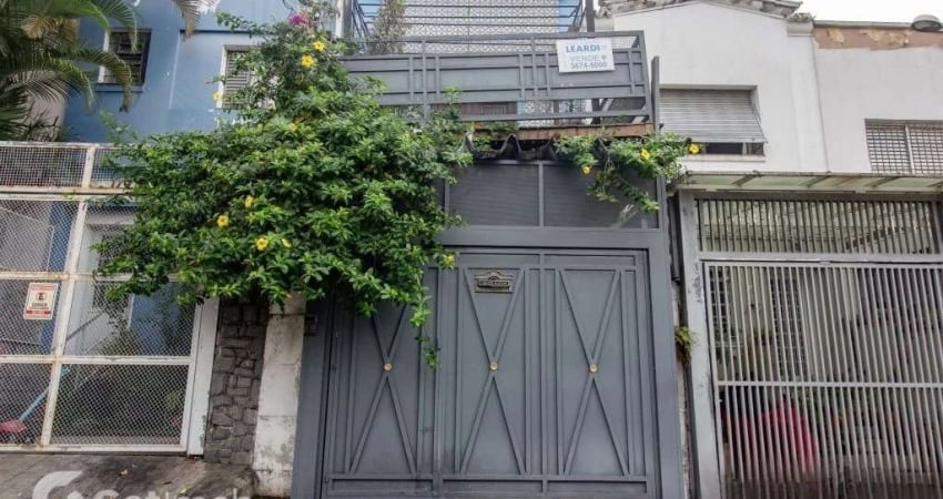Casa com 3 quartos para alugar na Capitão Teófilo Marcondes da Silva, 73, Pompéia, São Paulo