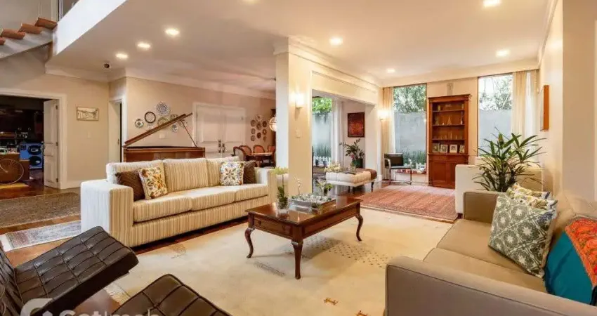 Casa com 5 quartos à venda na Rua Itabaquara, --, Pacaembu, São Paulo