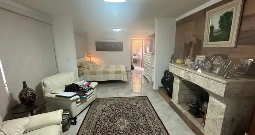 Casa com 3 quartos para alugar na Avenida Conceição, --, Carandiru, São Paulo