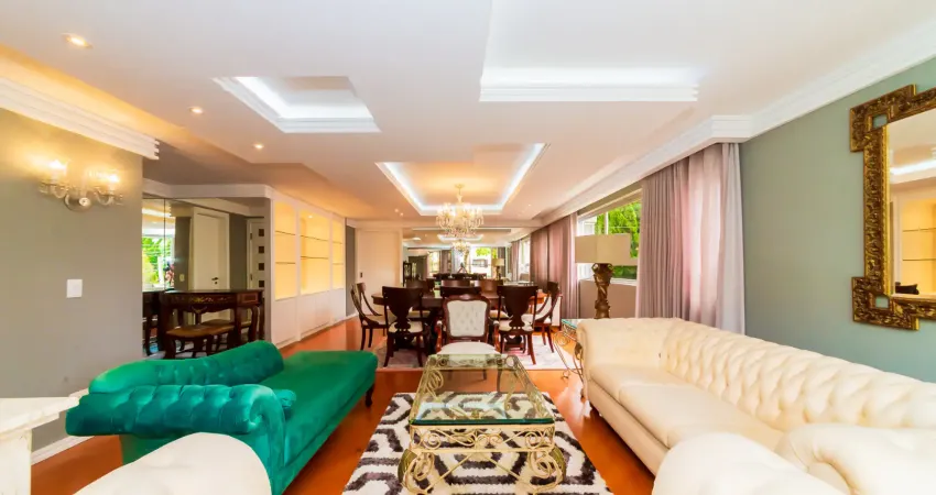 Apartamento amplo e impecável no seminário | 3 quartos | 3 vagas